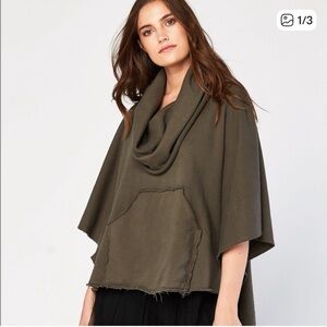 errant poncho